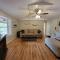 Gigi's Spacious Lakefront with Boat Ramp Access!! Newly Remodeled, Sleeps 8! - Canadian