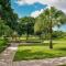 Laguna Lake House - Private Pool - King Bed - Sleeps 14