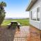 Water's Edge Oceanside Home - والدبورت