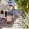Cheerful Home with Sea Views and Malecón 1 Block plus Dogs Ok