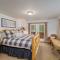 Just Plain Getaway by NW Comfy Cabins