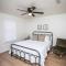 7 beds Relax by Texas Tech & Hospitals Sleeps 10 - Lubbock