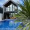 Hidden Haven Subic Villa w/ Infinity Pool