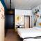 hotel Moloko -just a room- sleep&shower-digital key by SMS - Enschede