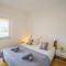 Kob Orog good location with sea views and modern decor