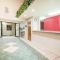 Super 8 by Wyndham White Hall