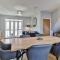 Stylish and Spacious 3 Bed Apartment with Parking by Ark SA - Sheffield