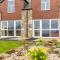 Woodside Apartments