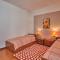 Holiday Home Simoni - GLA107 by Interhome