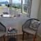 The Black Shack - Cooks Beach Holiday Home