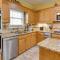 Douglasville Lake Home with Private Pool and Gazebo! - دوغلاسفيل