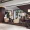 King Grand Boutique Hotel
