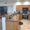 The Best 3bd 3ba Condo Near Ocean with AC Office and Loft ACJ1