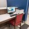 Holiday Inn Express Hotel & Suites East Lansing by IHG