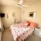 Wells Cottage with Resort Amenities - 1 Mile to Beach! - Wells