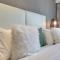 Manzil - Ultra Luxury 1BR apartment Paramount Tower with Burj Khalifa and Downtown views - Dubaj