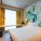 hotel Moloko -just a room- sleep&shower-digital key by SMS - Enschede