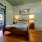 Pitstop Lodge Guesthouse B&B