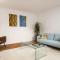 Lovely 2BR w/ views over the river, parking incl - 加亚新城