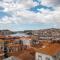 Lovely 2BR w/ views over the river, parking incl - 加亚新城