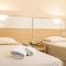 Delupo Hotel - Livin Studios
