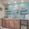 Stunning Ocean Breeze Luxury Villas 4D-Across The Street From The Ocean! Sleeps 10 guests! - ميرتل بيتش