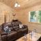 Deerest Cabin - Fleetwood
