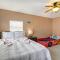 Freeport Vacation Rental about 1 Mi to Surfside Beach! - Фріпорт