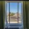 Days Inn by Wyndham Monterey Downtown - Монтерей