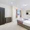 Spacious Luxury 3 Bed Apt with Parking by 360Stays