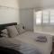 Charming 1920s 4Br freestanding Plantation Qldr.