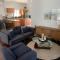 Charming 1920s 4Br freestanding Plantation Qldr.