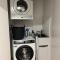 Newstead Ideally Located 2bed 2Bath Free Parking in Heart of Everything