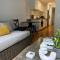 Newstead Ideally Located 2bed 2Bath Free Parking in Heart of Everything