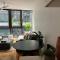 Newstead Ideally Located 2bed 2Bath Free Parking in Heart of Everything