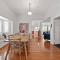 Charming 5BR Family Home w/Pool 10min from Airport