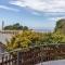 Millrock Beach House Millrock Beach House