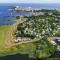 BJ Chalets - De Rug 3 - Vakantiepark Lauwersoog - Luxe chalet MET vaatwasser en inloopkast! Vroege incheck! MET AIRCO! - Lauwersoog