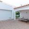 D02 - Carrob Street House