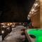 Red Rock Falls Cabin, 8 miles from Yosemite South Gate, with trailhead, Game Room and HotTub