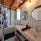 appart cosy avec son exterieur chaleureux,piscine et parking prive