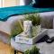 Swanky city centre apartment