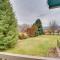 East Wenatchee Home with Yard and Hot Tub! - East Wenatchee