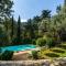 Adorable villa avec piscine nichée dans la pinède