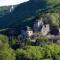 La Tour de Beynac, XIVe siècle, au cœur du village
