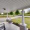 Cozy Fair Play Home with Deck 4 Mi to Lake Hartwell!