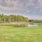 Cozy Fair Play Home with Deck 4 Mi to Lake Hartwell!