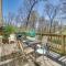 Homey Luray Cabin with Fire Pit and Deck! - Luray