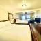 Lake view queen Guest Room with two queens, sleeper sofa and deck overlooking Lake Ouachita, Hotel Room