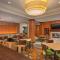 Fairfield Inn and Suites Cleveland - Cleveland